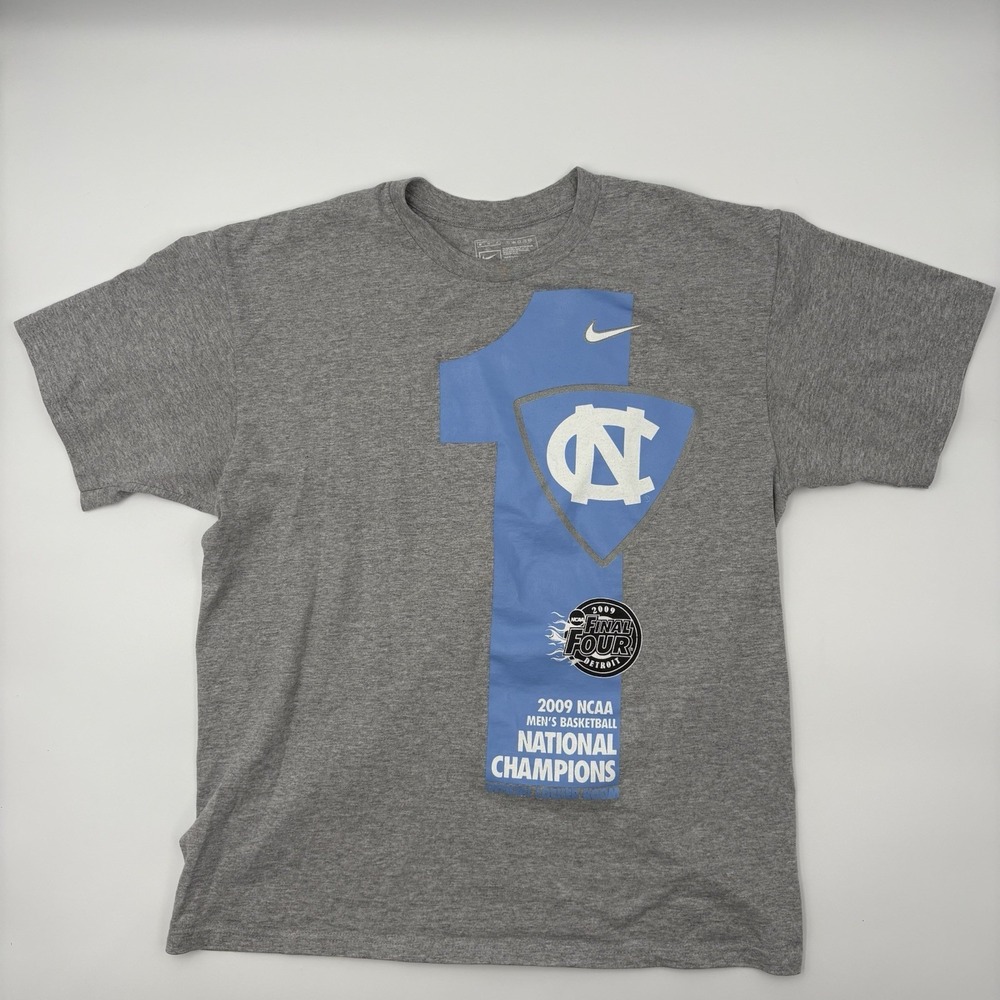 Nike UNC Tar Heels 2009 NCAA Basketball National Champions T-Shirt Grey Size M